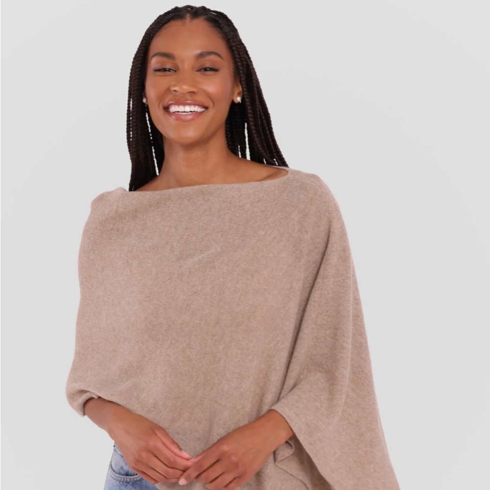 100% ALASHAN Cashmere poncho! New with tags!